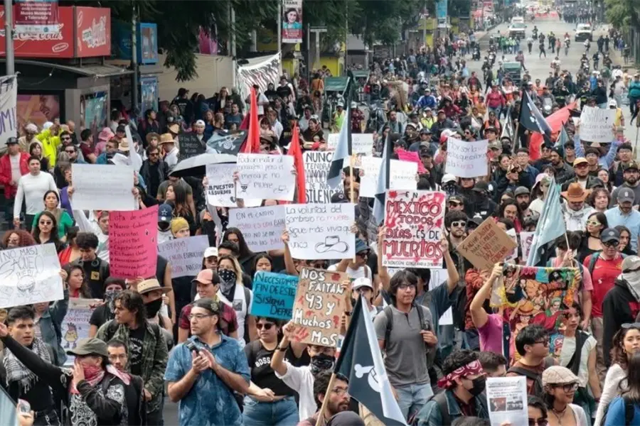 EN VIVO | Marcha de la Generación Z avanza hacia el Zócalo de CDMX