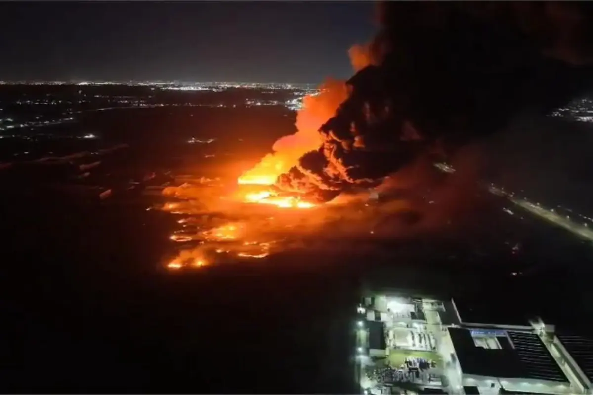La explosión provocó una gran fumarola de varios metros de altura Foto: X(Twitter) @juanpaguatemala