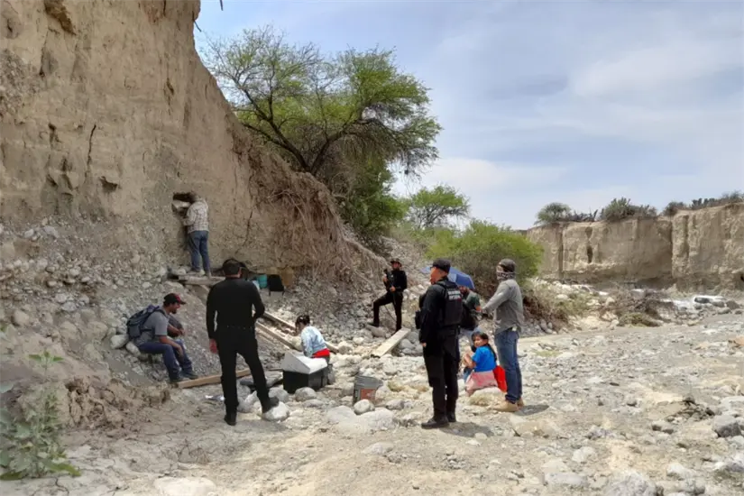 imagen recuadro Excavación de fósiles de megafauna ubicada en el altiplano de Tamaulipas. Foto: Daniel Espinoza