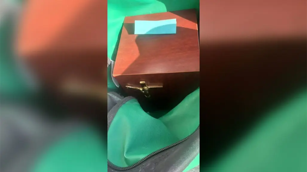 Hallazgo inusual en Monterrey: encuentran mochila con urna funeraria