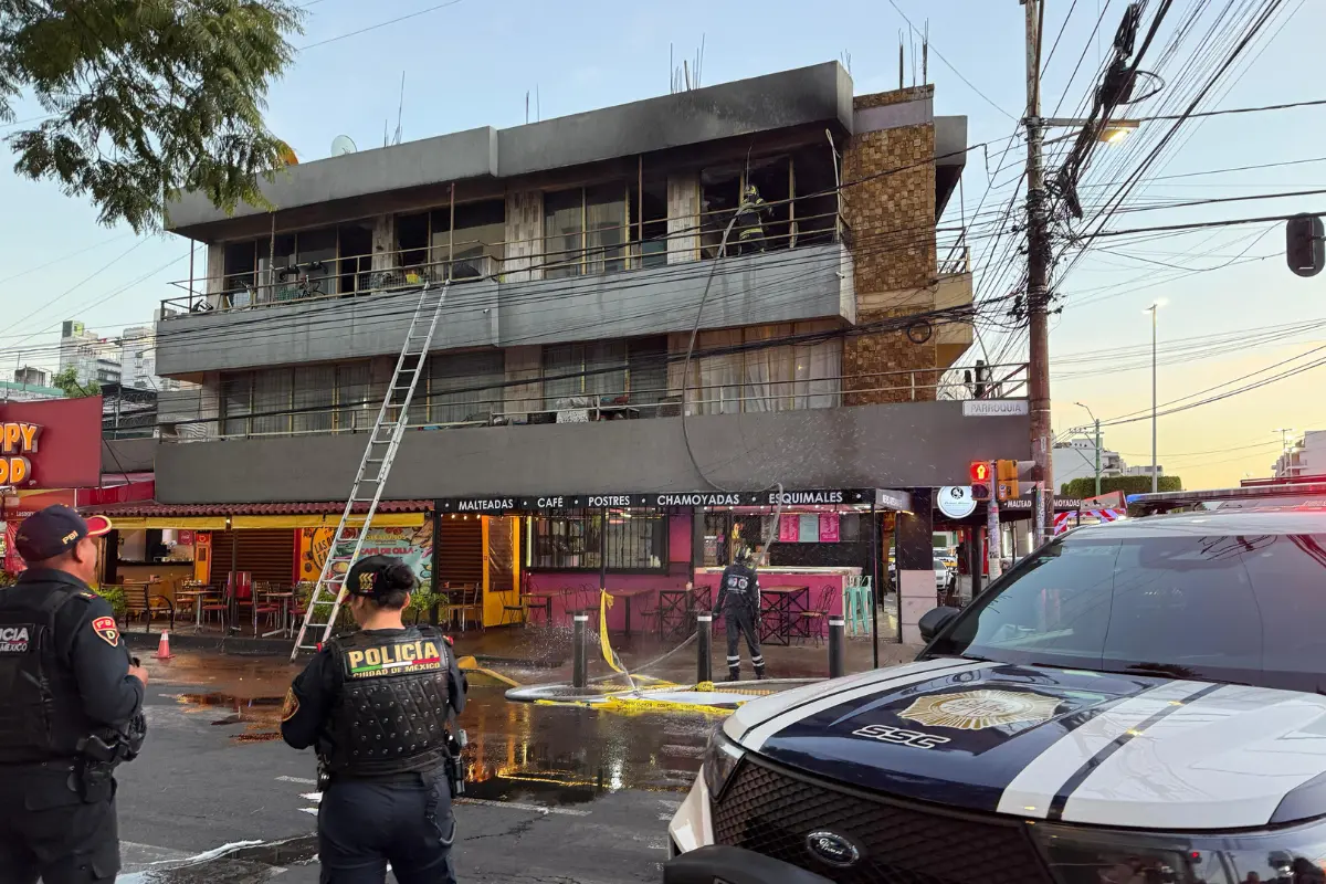 Se registra incendio en Benito Juárez. Foto: Luis Antonio Alfaro