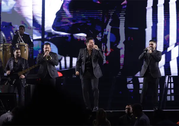 Banda MS desata profundas emociones en la Arena Monterrey