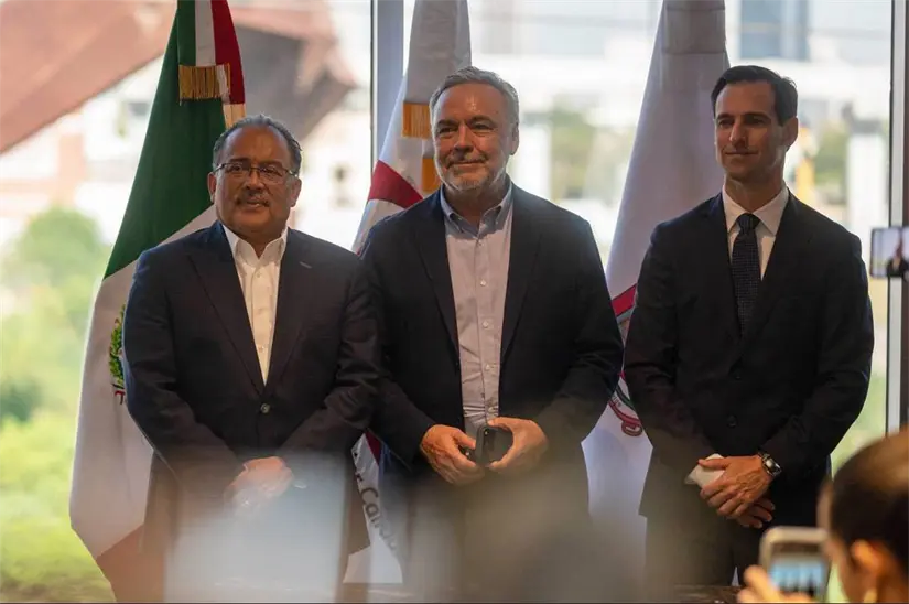 imagen recuadro El Alcalde Andrés Mijes, y el Diputado Federal, Alfonso Ramírez Cuéllar encabezaron el foro. Foto: Gobierno de Escobedo