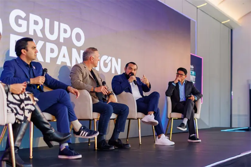 Monterrey se prepara para ser un referente internacional en hospitalidad durante la Copa Mundial de Futbol 2026. Foto: Gobierno de Monterrey 