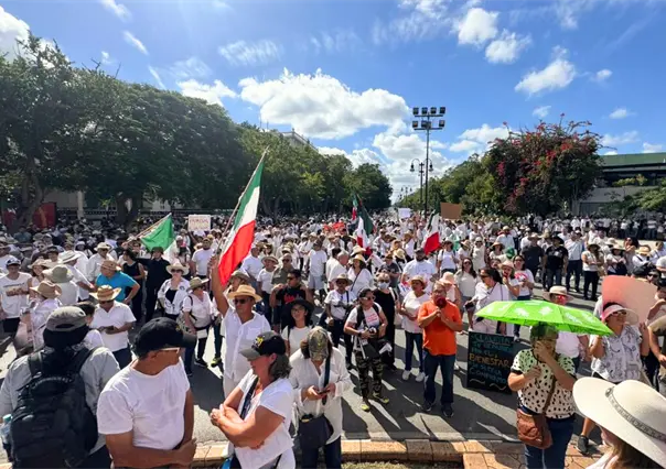Movilización nacional llega a Mérida, reclaman mayor seguridad y cambios en el gobierno