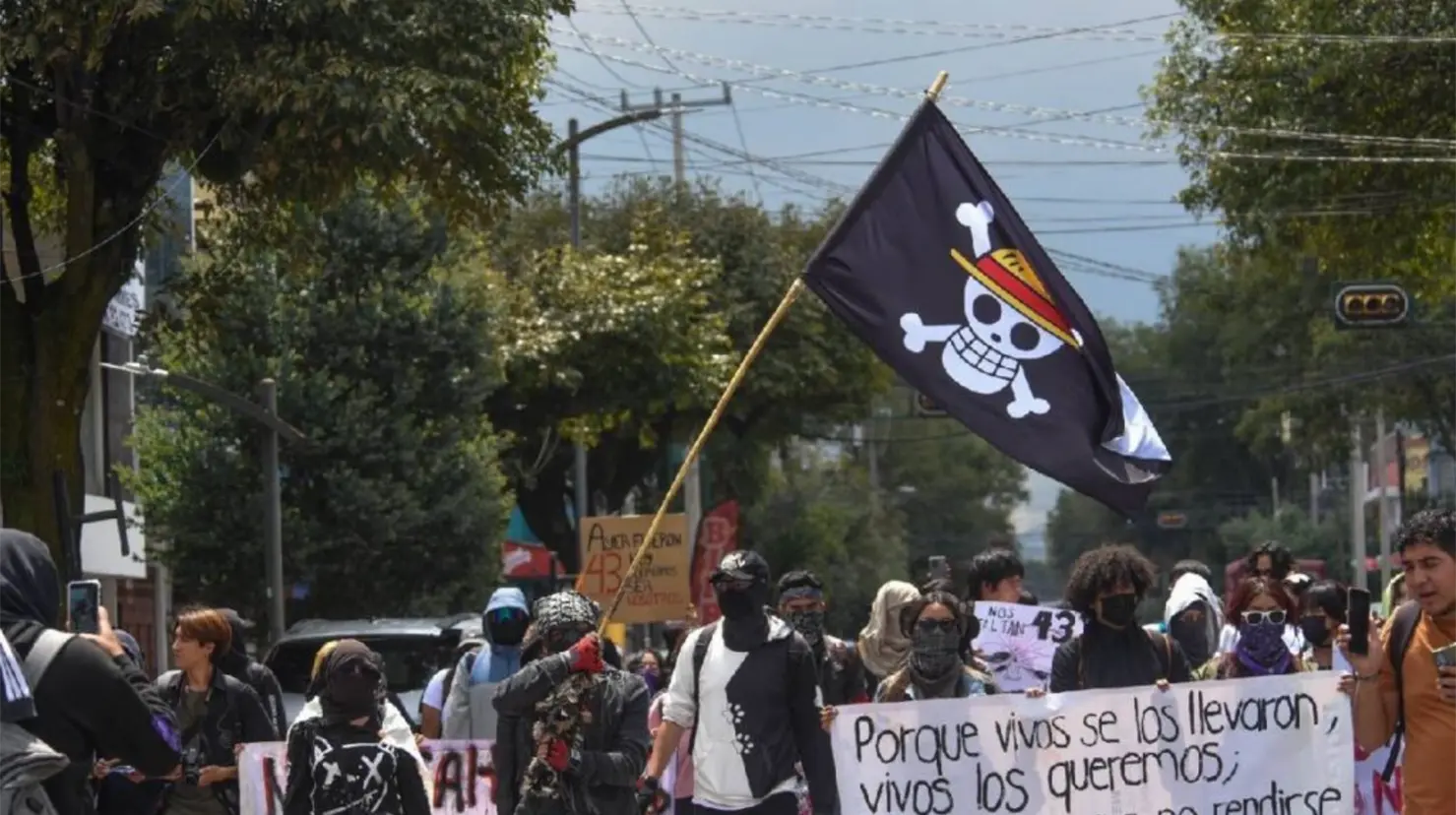 Segob condena actos violentos durante marcha de la generación Z. Foto: X (@Art6to)