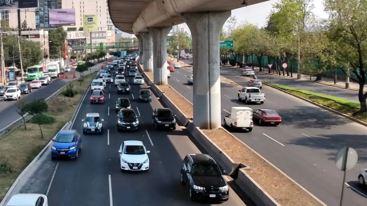 Automóviles circulando por Periférico Sur.   Foto: Google Maps