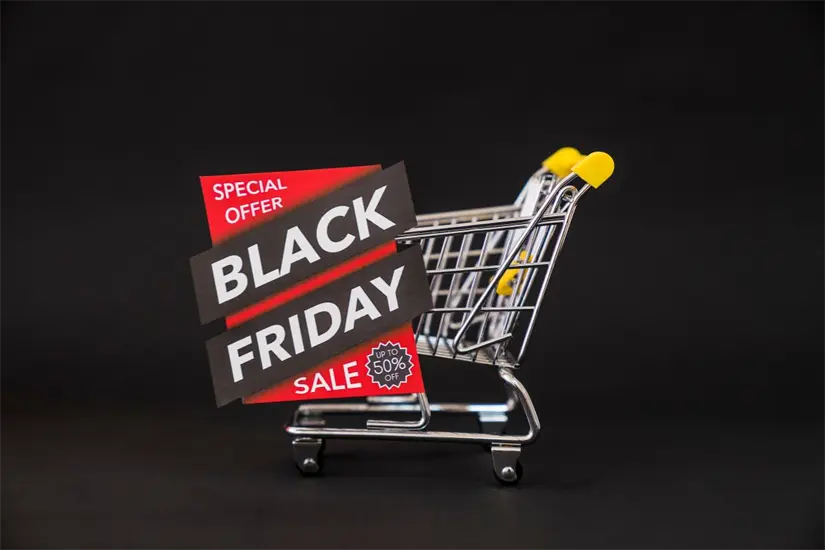 imagen recuadro Se acerca el Black Friday, el día de grandes descuentos de compra. Foto: CANVA