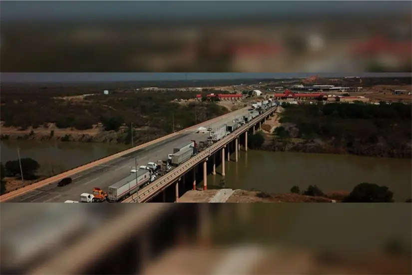 imagen recuadro Nuevo León hacia Texas. Foto: Puente Colombia