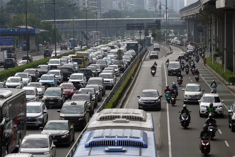imagen recuadro En enero, Saltillo iniciará un piloto para modificar los horarios escolares, buscando disminuir el congestionamiento en las principales vías. Foto: Canva