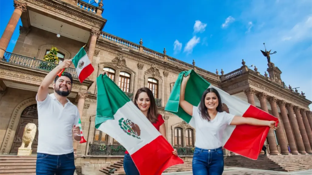EN VIVO: Arranca desfile por el 115 aniversario de Revolución Mexicana en Nuevo León