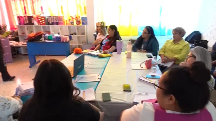 imagen recuadro Capacitación de docentes en el Jardín de Niños “Profra. Gloria Teresa García Lucio” Foto: Gobierno de Santa Catarina