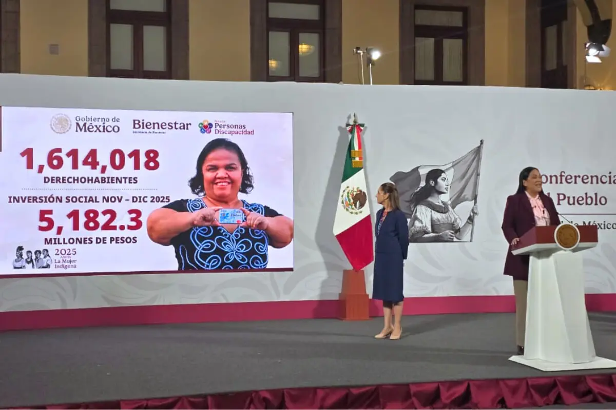 Claudia Sheinbaum y Ariadna Montiel. Foto: Mario Flores