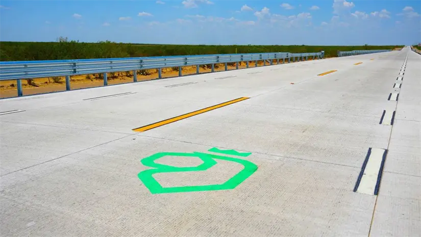imagen recuadro La carretera La Gloria-Colombia se recorre aproximadamente en 2 horas y 30 minutos y te lleva a la frontera del municipio de Anáhuac, Nuevo León, con Laredo, Texas. Foto: Facebook El Gobierno de Nuevo León