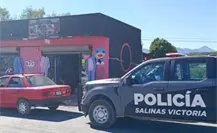 Mujer es detenida tras atacar a taxista durante robo en Salinas Victoria Mujer es detenida tras atacar a taxista durante robo en Salinas Victoria