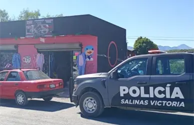 Mujer es detenida tras atacar a taxista durante robo en Salinas Victoria