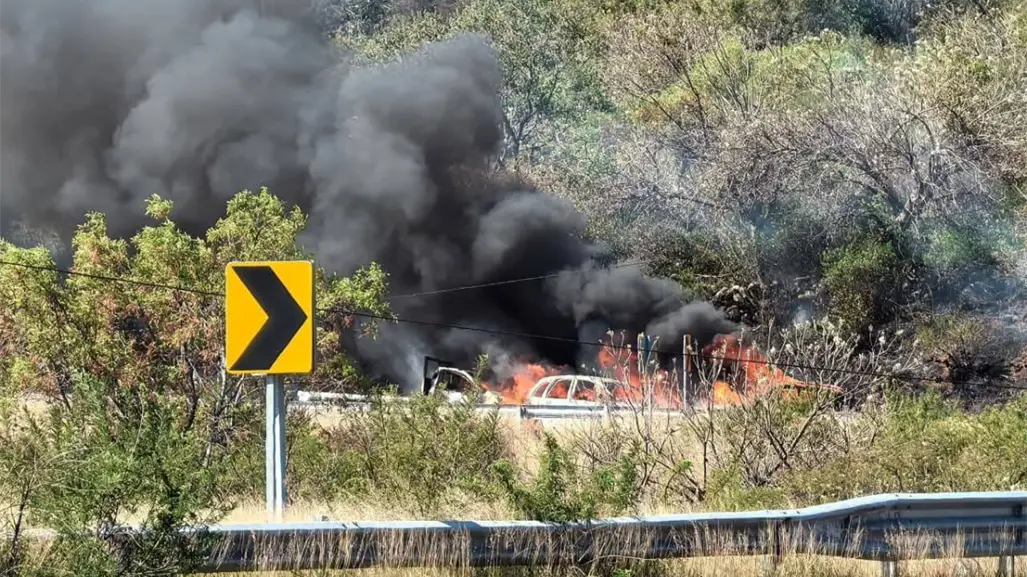 Operativo provoca narcobloqueos en varias carreteras de Michoacán; al menos dos muertos