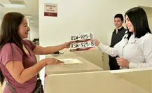 Solo el 40% de dueños de carros en Nuevo Laredo han pagado placas vehiculares nuevas Solo el 40% de dueños de carros en Nuevo Laredo han pagado placas vehiculares nuevas