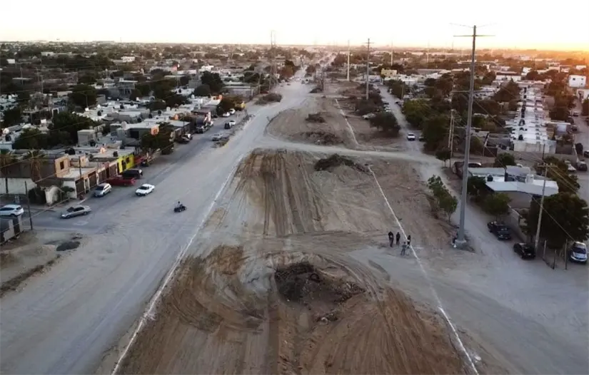 Obra de pavimentación en la colonia Tabachines en La Paz. Foto: Ayuntamiento de La Paz