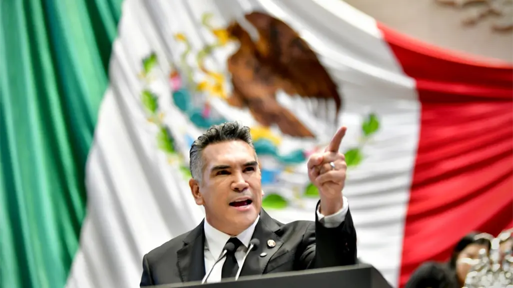 Alejandro Moreno ofrece ayuda a familias de los jóvenes detenidos en la marcha de la Generación Z