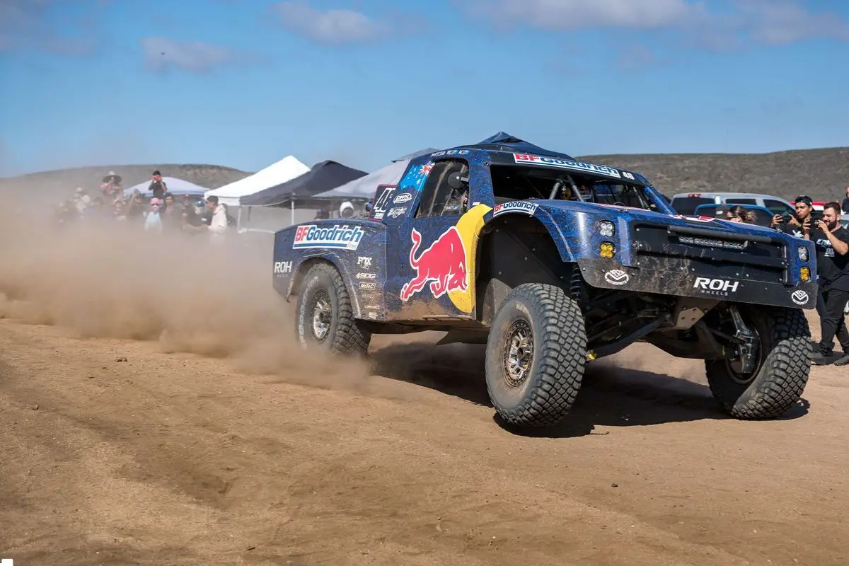 La Baja Mil 2025 reunió a miles de asistentes durante una semana llena de actividad en Ensenada. Foto: Somos Dakar