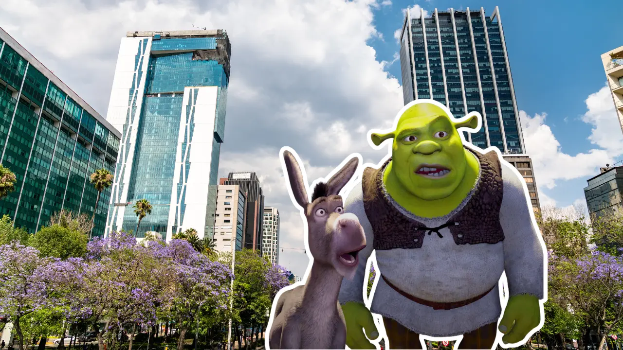 De fondo Paseo de la Reforma, personajes de la película de Shrek. Foto: Canva | Netflix