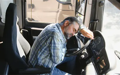 Chofer se queda dormido y provoca choque en Trolebús Chalco-Santa Marta, Edomex