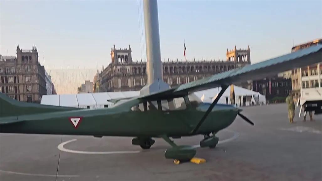 FOTOS | Zócalo de la CDMX se transforma para el desfile del 20 de noviembre