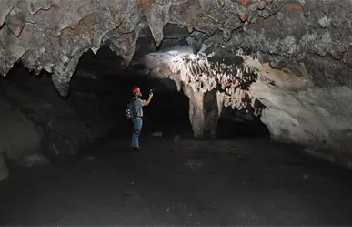 Esta cueva de Tamaulipas tiene un lago subterráneo y un sorprendente pez