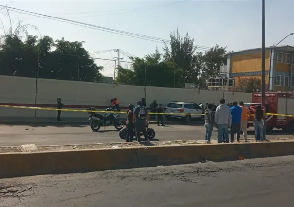 Fatal accidente en Iztapalapa: conductor muere al chocar contra barda escolar