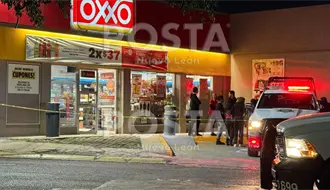 Grupo armado roba caja fuerte de tienda de conveniencia en Apodaca
