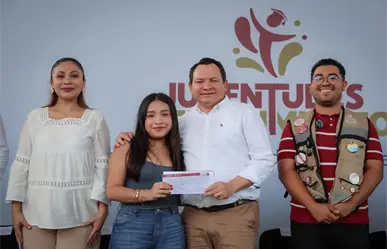 Arrancó el programa Juventudes Renacimiento con becas para universitarios de Mérida