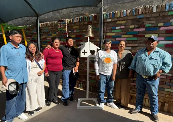 Tres adolescentes en Saltillo vencen la leucemia y tocan la campana de la victoria