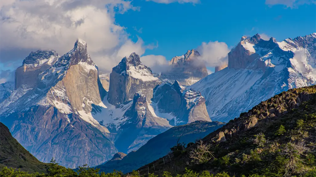 Mueren 2 mexicanos y desaparecen 7 en el Parque Nacional Torres del Paine, Chile