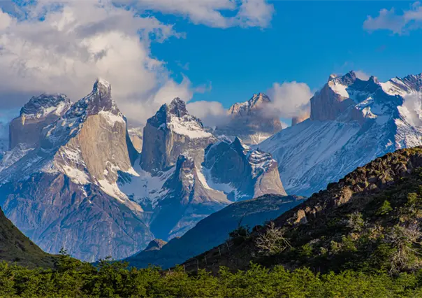 Mueren 2 mexicanos y desaparecen 7 en el Parque Nacional Torres del Paine, Chile