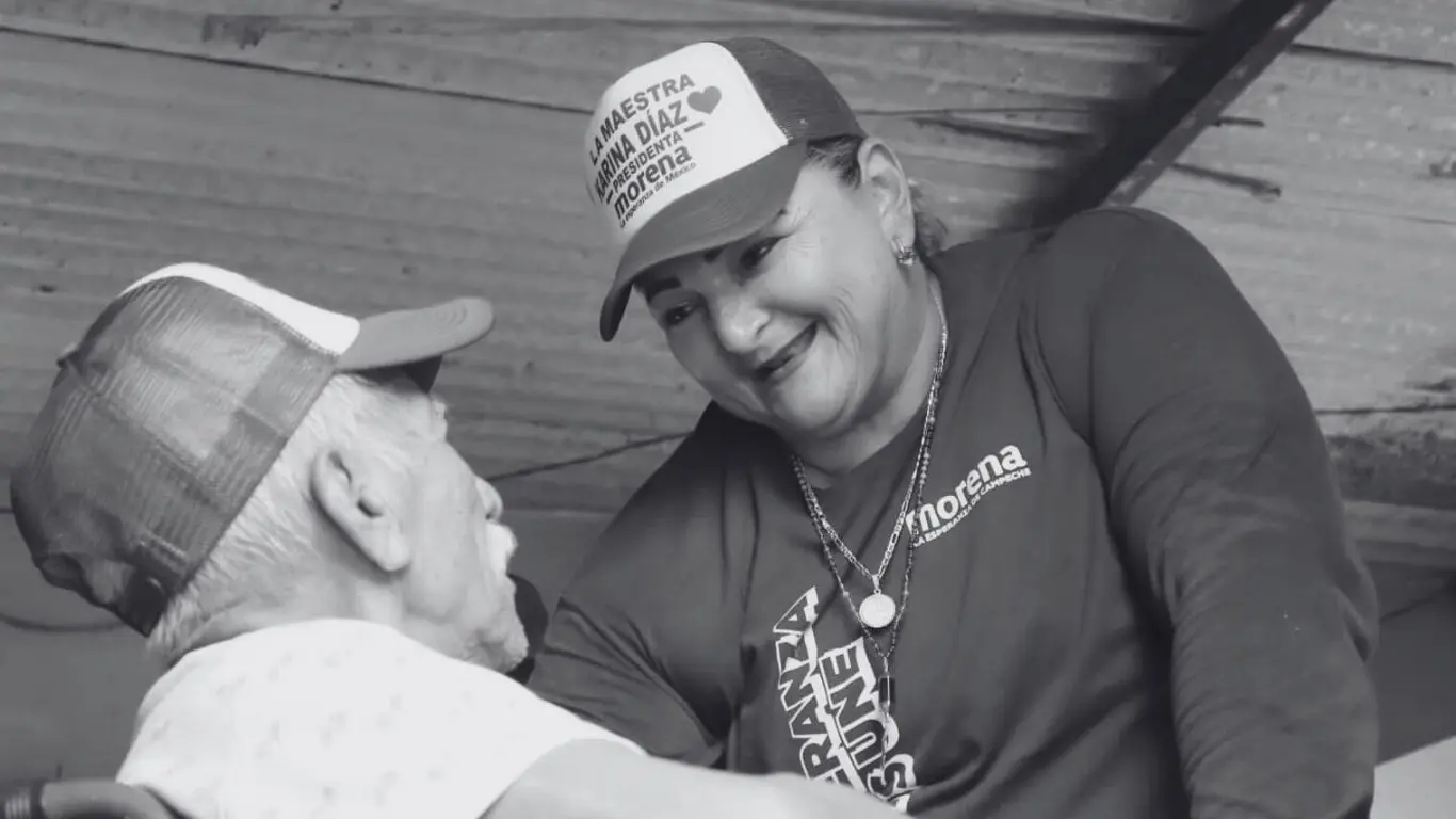 Regidora Karina Díaz Hernández, en campaña. Foto: Redes sociales - Cortesía