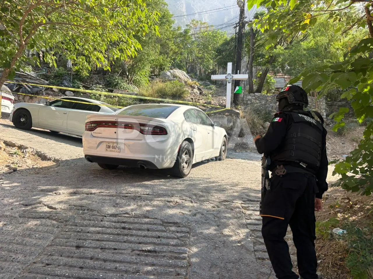 Las autoridades de Monterrey investigan la muerte violenta de un hombre hallado en su vivienda, generando preocupación en la comunidad. Foto: Brenda Reza
