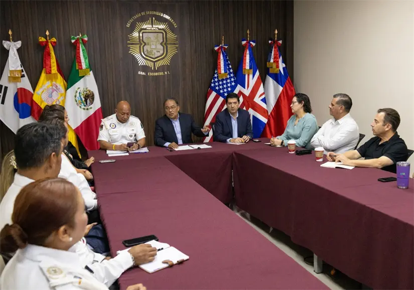 imagen recuadro El alcalde Andrés Mijes en reunión del Consejo Ciudadano de Seguridad Pública. Foto: Gobierno de Escobedo