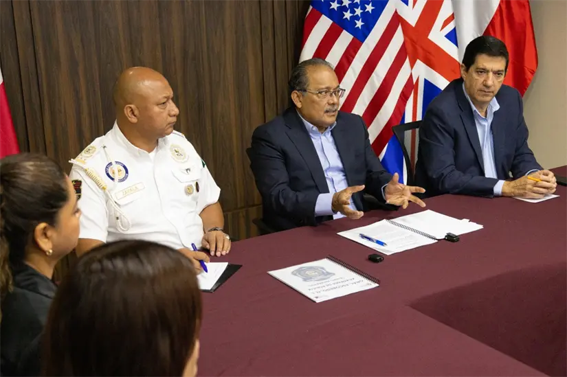imagen recuadro El alcalde Andrés Mijes en reunión del Consejo Ciudadano de Seguridad Pública. Foto: Gobierno de Escobedo