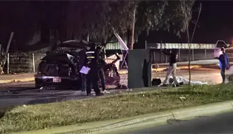 Mueren hombre y mujer al chocar contra un poste en la salida de Durango a Mazatlán