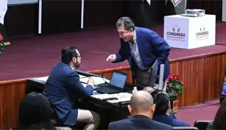 Héctor Yunes Landa encara y empuja al secretario de Finanzas de Vercruz: “¡Ya me tienes hasta la madre!