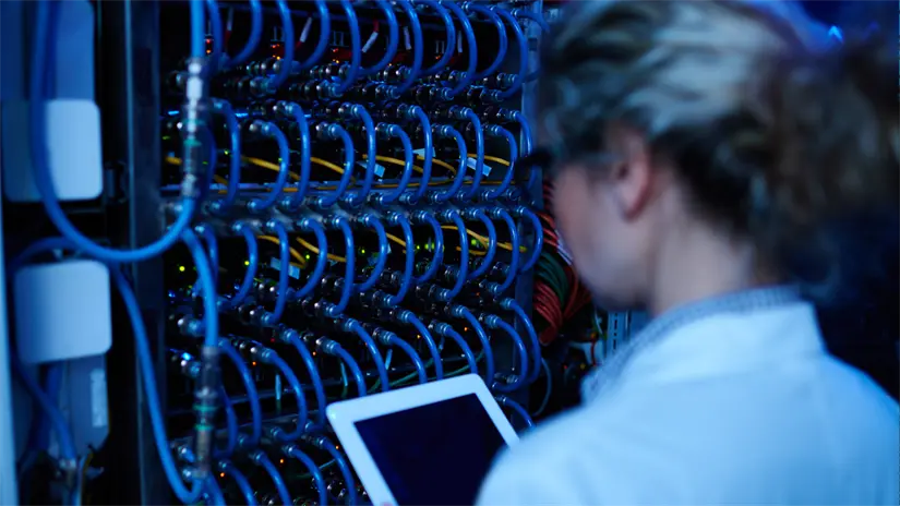 FOTO: Supercomputadora | Canva 