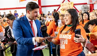 Tarjeta Ayudamos Nuevo León: resalta Samuel mayor apoyo a mujeres del Estado