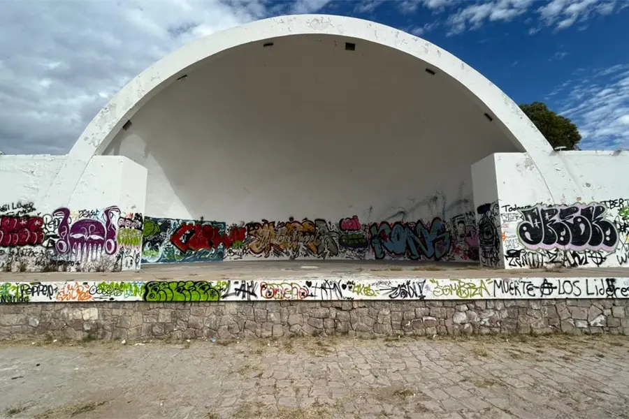 ¿Sigue abandonada la Concha Acústica? Así luce en noviembre de 2025