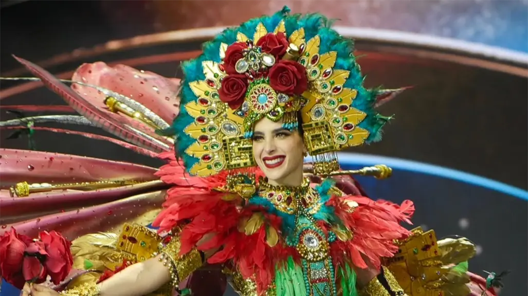 Fátima Bosch deslumbra en la preliminar de Miss Universe 2025: Así desfiló en traje típico; de baño y de gala