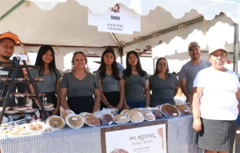 imagen recuadro Artesanías y alimentos regionales forman parte de la segunda edición de la Feria del Dátil. Foto: Gobierno de Baja California Sur