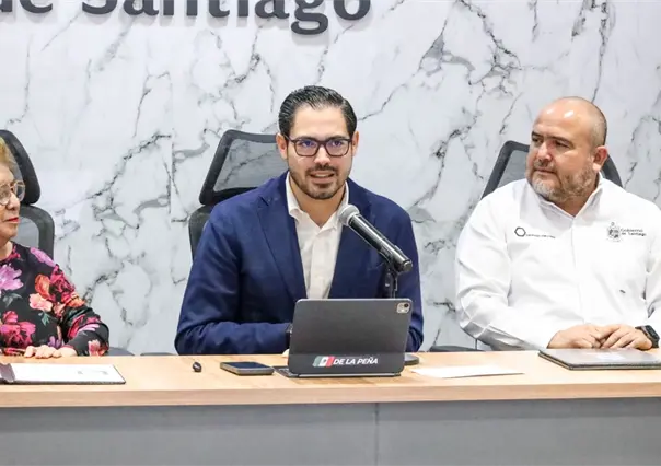 David de la Peña y COESAMED buscan servicios dignos de salud en Santiago, Nuevo León