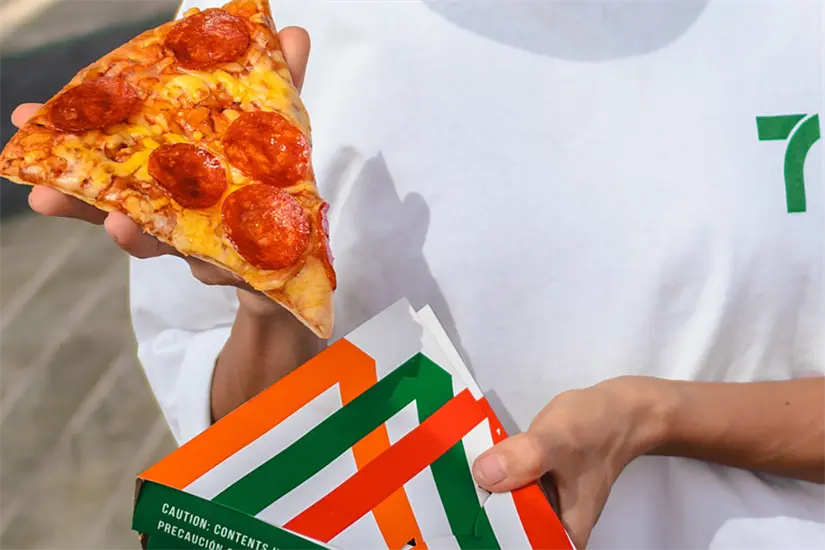 En San Pedro descubrirás alternativas para saciar el hambre que no impactan tu presupuesto. Comer sabroso aquí es posible. Foto: Seven Eleven