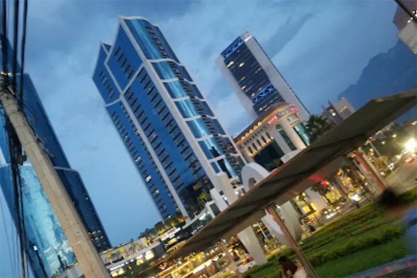 Aunque San Pedro es conocido por sus altos precios, existen opciones económicas para disfrutar de una buena comida. Foto: Google