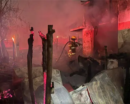 Incendio en Pesquería deja un lesionado y un hombre calcinado